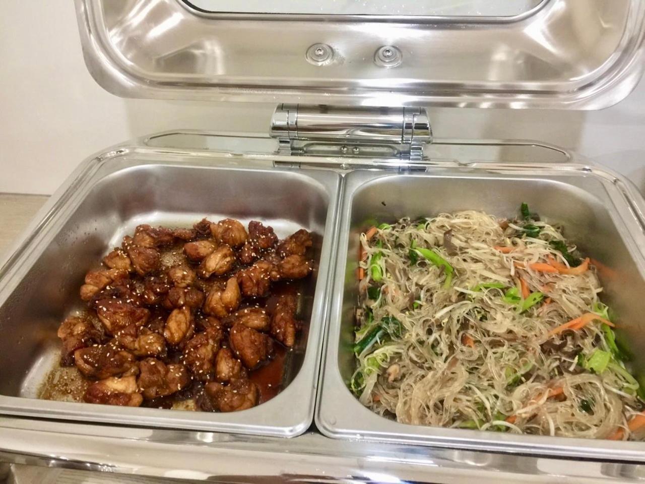 Hana Khách sạn hẻo lánh 3*