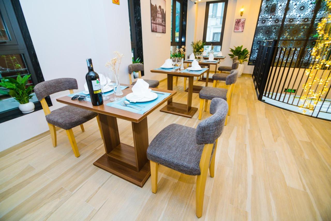 Khách sạn hẻo lánh Hana Hà Nội